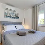 Fjaka *