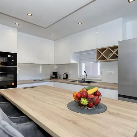 Сasa de vacaciones Fjaka *