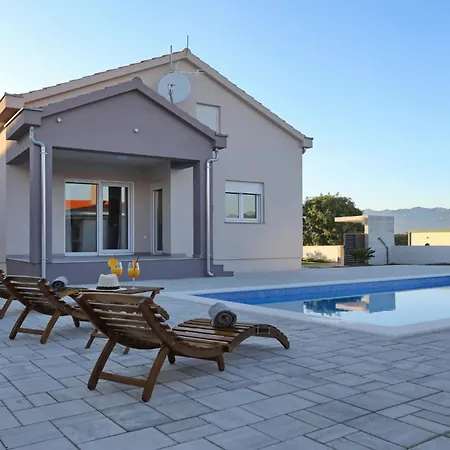 Vakantiehuis Fjaka *