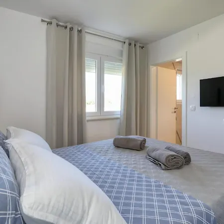 Feriehus Fjaka Pridraga