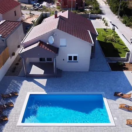 Сasa de vacaciones Fjaka *