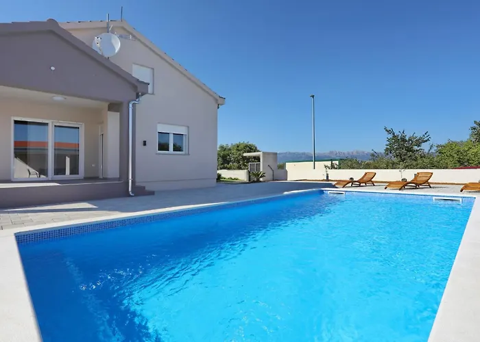 Сasa de vacaciones Fjaka *